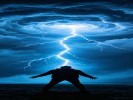 梦见雷电，愤怒和觉醒