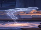 梦见从高处一脚踩空，身体猛一抖
